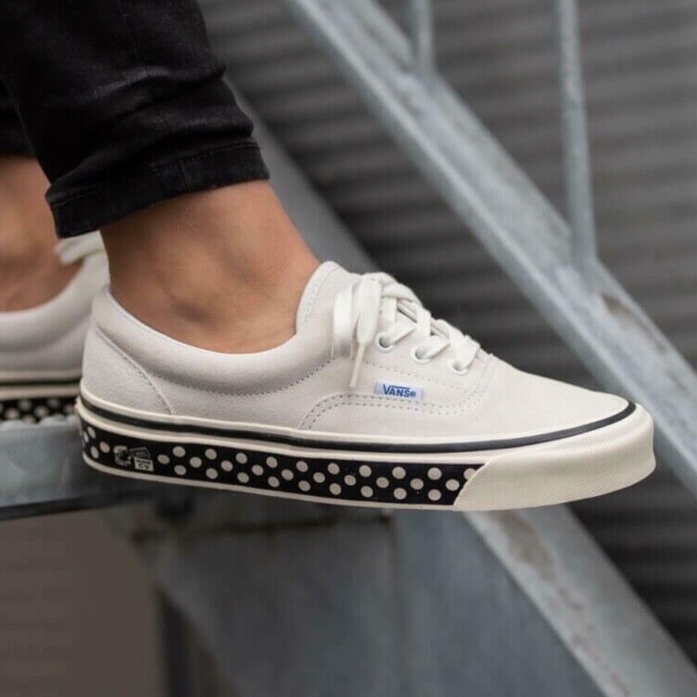 WOMENS NEW IN BOX Vans Era 95 DX Anaheim Factory Suede White Polka Dot